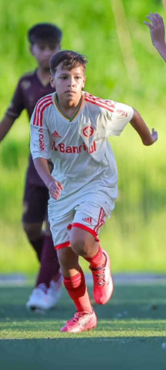 Pedro Tiago - Atacante